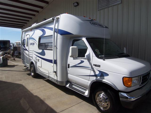 2004 Coachmen Concord